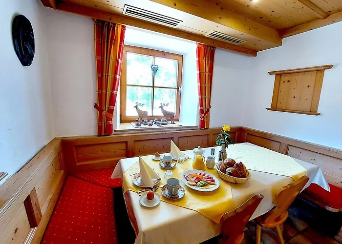 Carina Πανσιόν