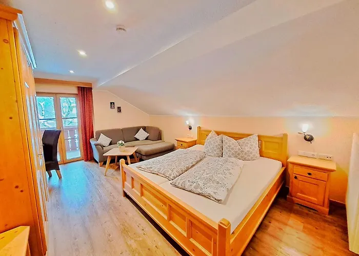 Πανσιόν Carina Füssen