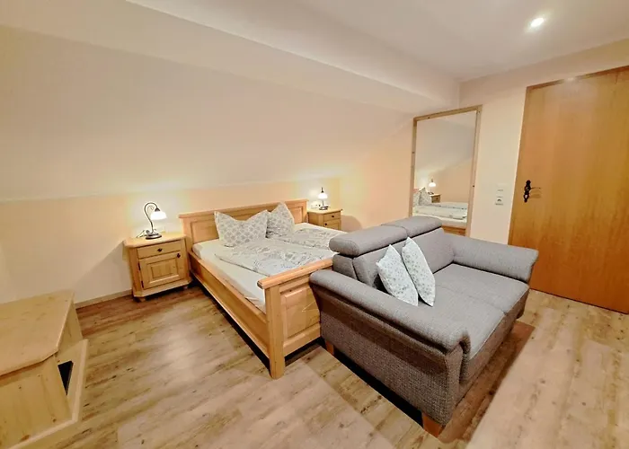 Carina Πανσιόν