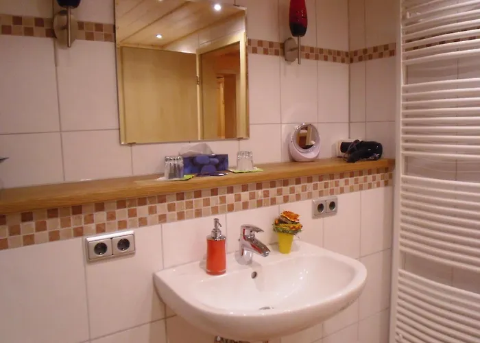 Πανσιόν Carina